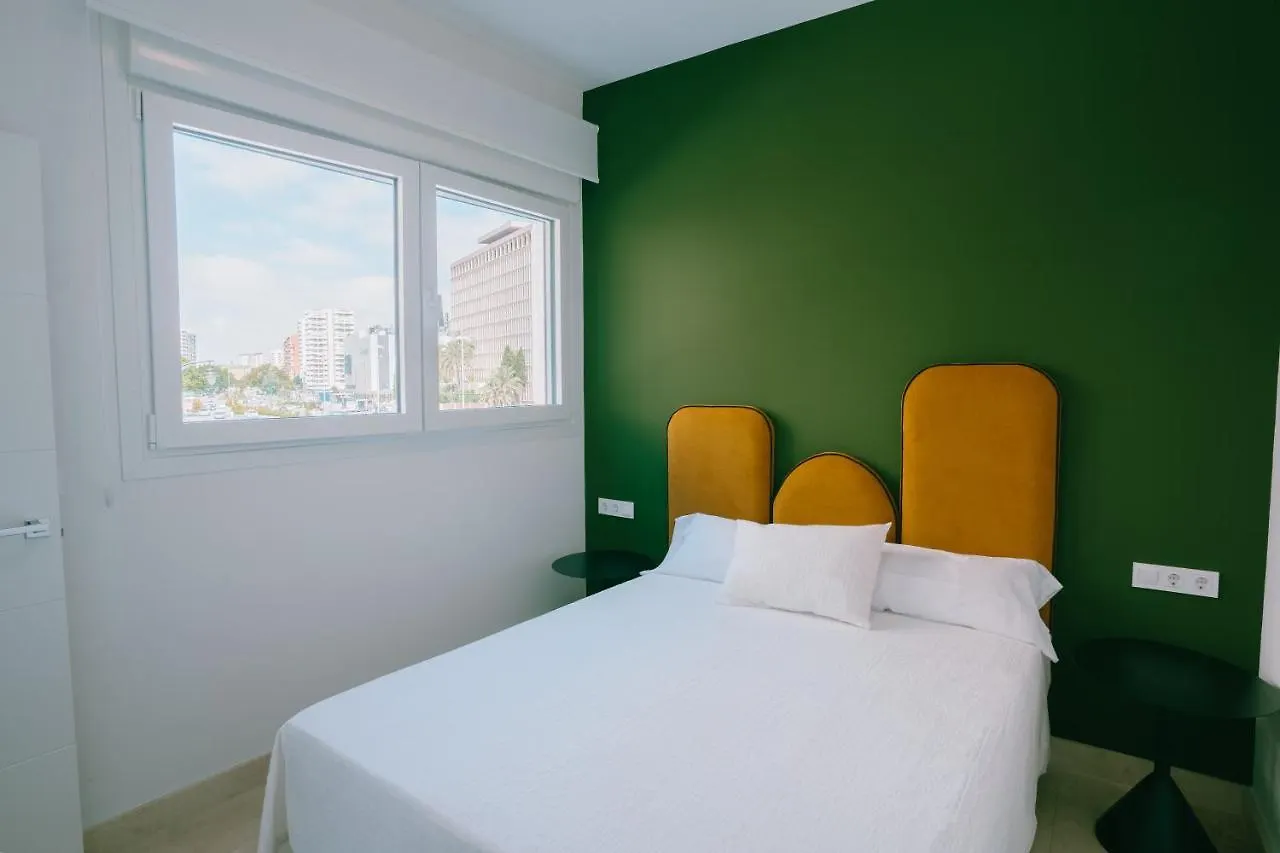 New Picasso Plaza - Malaga Apartment 0*,