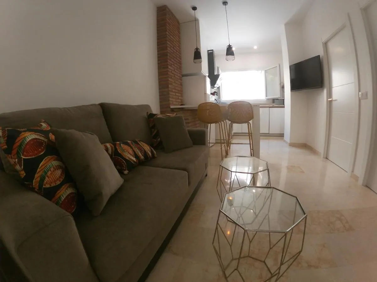 New Picasso Plaza - Malaga Apartment 0*,